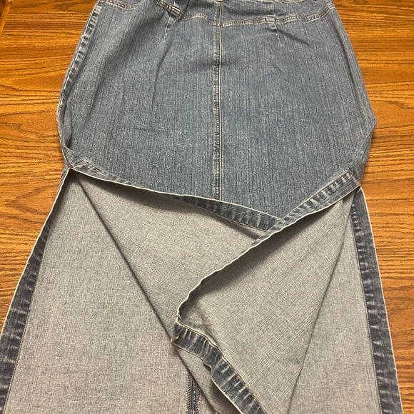 Jean skir maxi with slits on the sides, size 18 - Picture 7 of 9